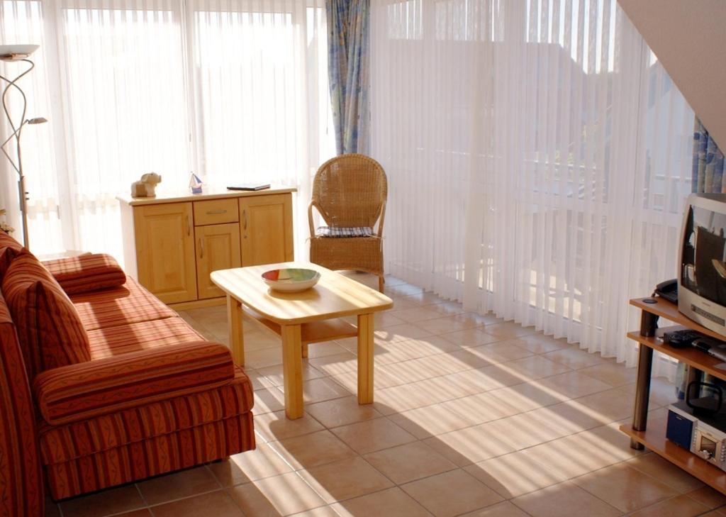 Residenz Am Strand Wohnung 1-18 Цингст Екстериор снимка
